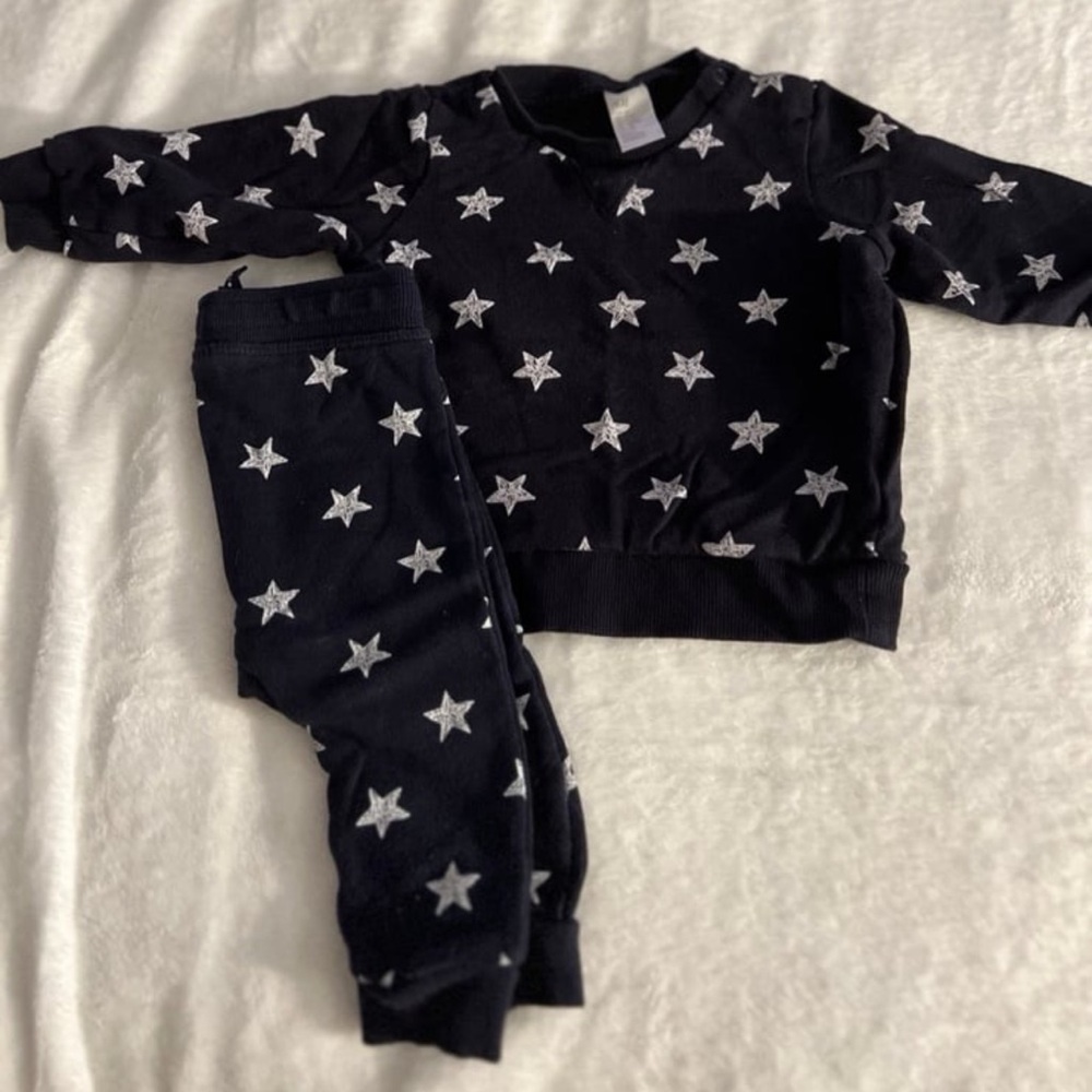 H&M Baby Outfit with White Stars Size 4-6M - Picture 2 of 4
